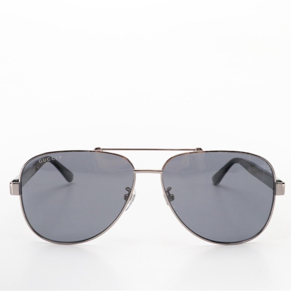 Gucci GG0528S 007 Polarized Pilot Sunglasses with Case